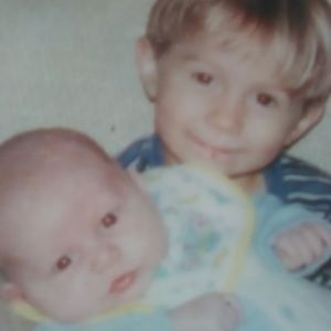 Meet your Posher, April